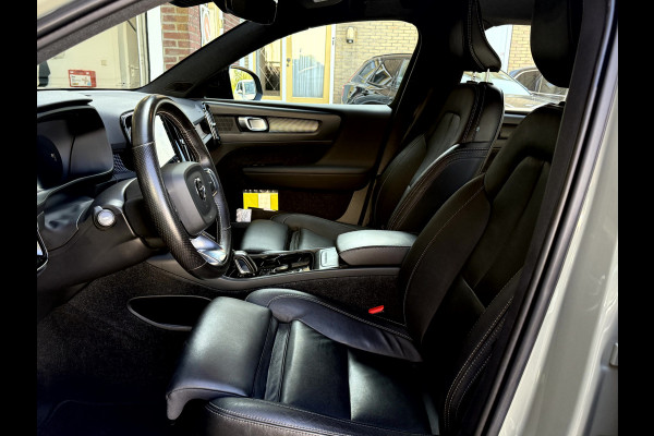 Volvo XC40 Recharge P8 AWD R-Design SOH 92.3%, Leer, Camera, Trekhaak