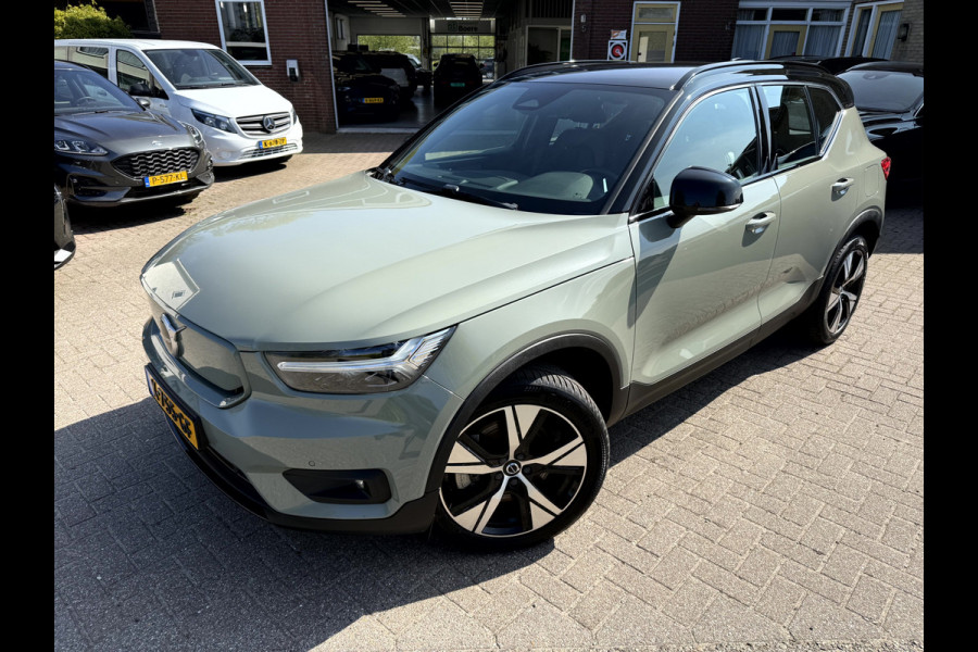 Volvo XC40 Recharge P8 AWD R-Design SOH 92.3%, Leer, Camera, Trekhaak