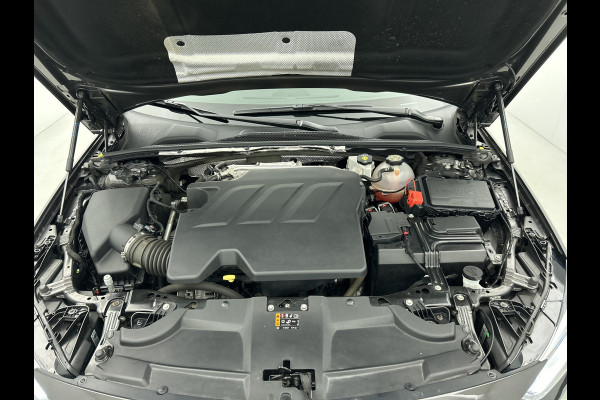 Opel Insignia Sports Tourer 1.5 CDTI 123PK Business Elegance / Leder / Trekhaak / Camera / Stoel-Stuurverwarming / Xenon / Airco-ecc. / Apk 01-2027