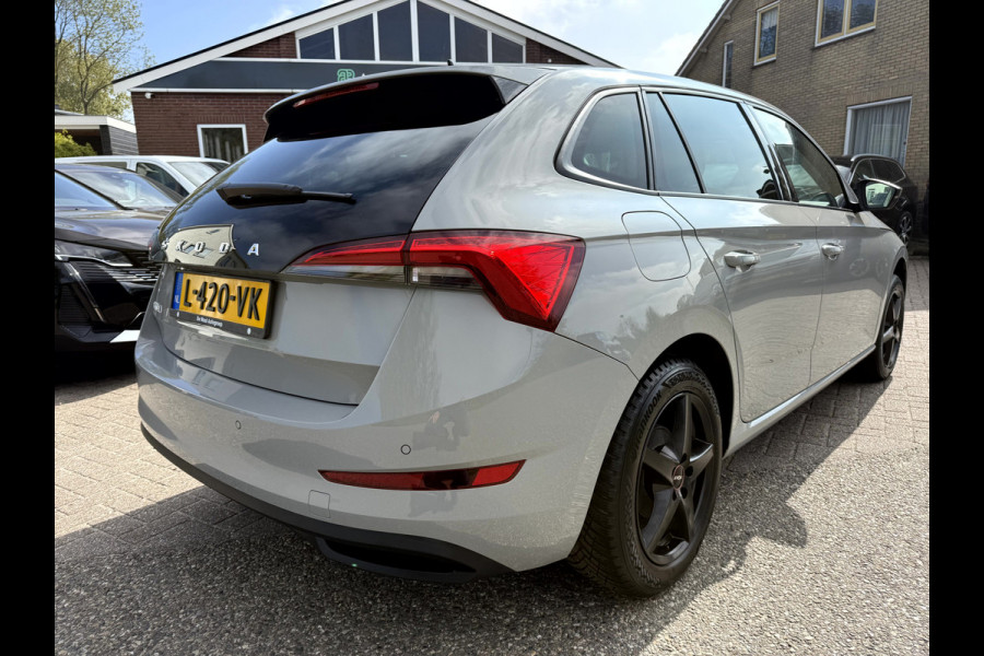 Škoda SCALA 1.0 TSI Ambition Steel Grey, Virt.Cockpit, Trekhaak, App Connect