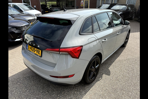Škoda SCALA 1.0 TSI Ambition Steel Grey, Virt.Cockpit, Trekhaak, App Connect