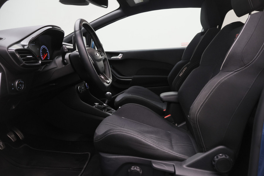 Ford Fiesta 1.5 ST Recaro Schaalstoelen, Carbon, Airco, Cruise, Apple Carplay, Winterpakket