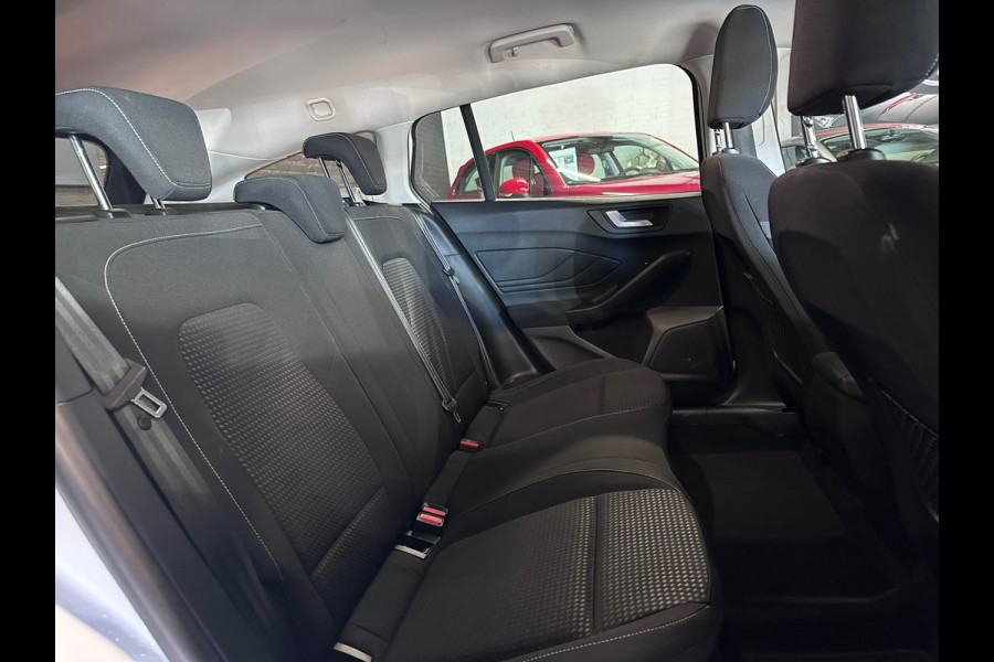 Ford FOCUS Wagon 1.0 EcoBoost Trend Edition Business