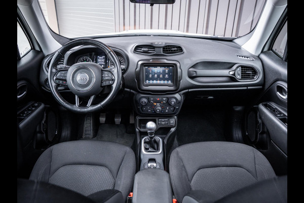Jeep Renegade 1.0T Limited - Black series l Bull Bar l Pano l Auto Carplay