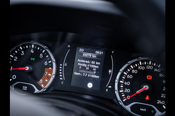 Jeep Renegade 1.0T Limited - Black series l Bull Bar l Pano l Auto Carplay