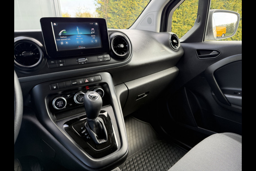 Mercedes-Benz eCitan 51 kWh / L2H1 / TREKHAAK / 3-ZITS /**7.445 KM!!** / CAMERA / CRUISE / ECC / CARPLAY
