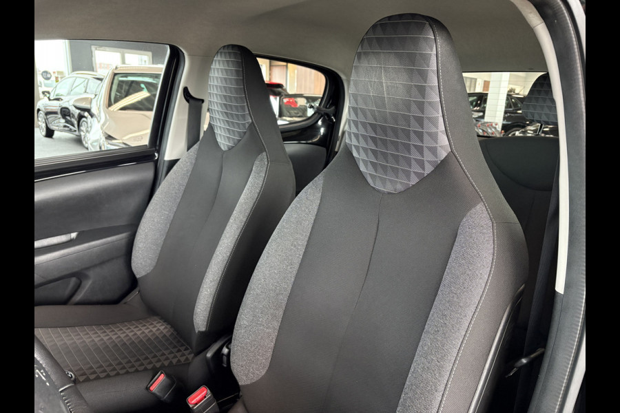 Peugeot 108 1.0 e-VTi Allure 5-drs. KEYLESS/CAMERA/CLIMA/CARPLAY/LIMITER