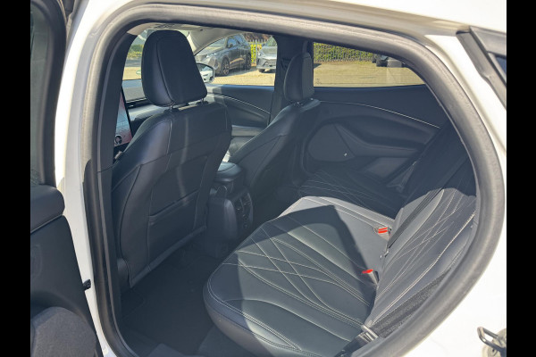 Ford Mustang Mach-E Extended RWD 98 kWh 94% SOH | DEALER ONDERHOUDEN | LEDER | ELEKTRISCHE ACHTERKLEP| BANG & OLUFSEN AUDIO| STOEL + STUURVERWARMING| 360 CAMERA|
