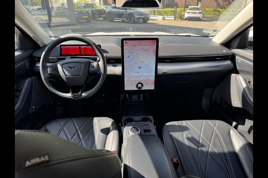 Ford Mustang Mach-E Extended RWD 98 kWh 94% SOH | DEALER ONDERHOUDEN | LEDER | ELEKTRISCHE ACHTERKLEP| BANG & OLUFSEN AUDIO| STOEL + STUURVERWARMING| 360 CAMERA|