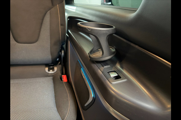 Mercedes-Benz EQV 300 L3 - 8 Pers. - 360 - AMG Exterieur en Interieur Pakket - Elec. klep. - Incl. Garantie