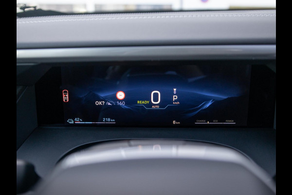 Jeep Compass First Edition 74 kWh | Direct leverbaar | Adapt. Cruise | Camera | Carplay | 20" | Elektr. A-Klep | Navi | Winter Pack | Schuif/Kanteldak | Premium Pack | Conv. Pack | Warmtepomp