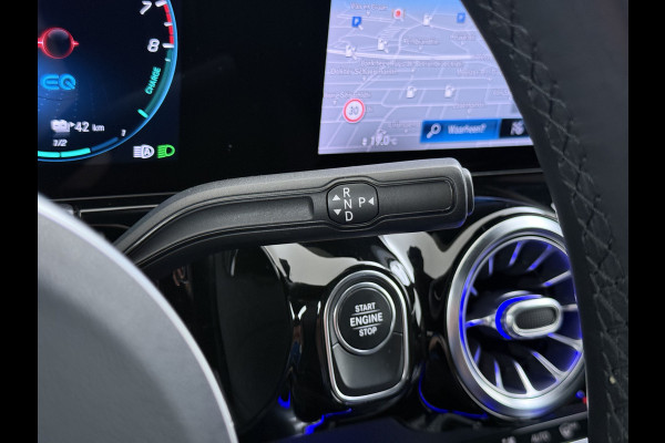 Mercedes-Benz B-Klasse 250e AMG // SoH 92,3% // Trekhaak // Carplay // Camera // Sfeerverlichting // Nightpakket // LED koplampen