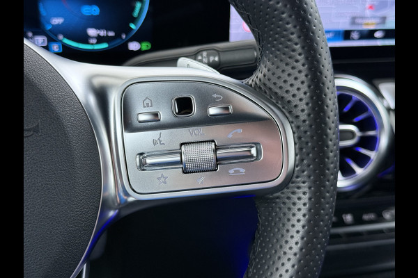 Mercedes-Benz B-Klasse 250e AMG // SoH 92,3% // Trekhaak // Carplay // Camera // Sfeerverlichting // Nightpakket // LED koplampen