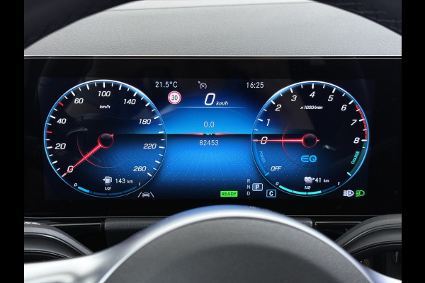 Mercedes-Benz B-Klasse 250e AMG // SoH 92,3% // Trekhaak // Carplay // Camera // Sfeerverlichting // Nightpakket // LED koplampen