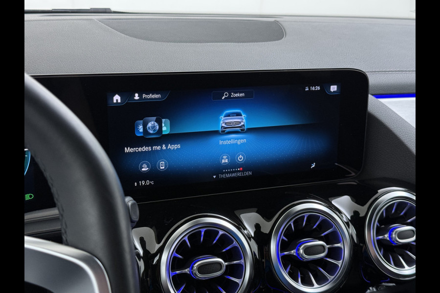 Mercedes-Benz B-Klasse 250e AMG // SoH 92,3% // Trekhaak // Carplay // Camera // Sfeerverlichting // Nightpakket // LED koplampen