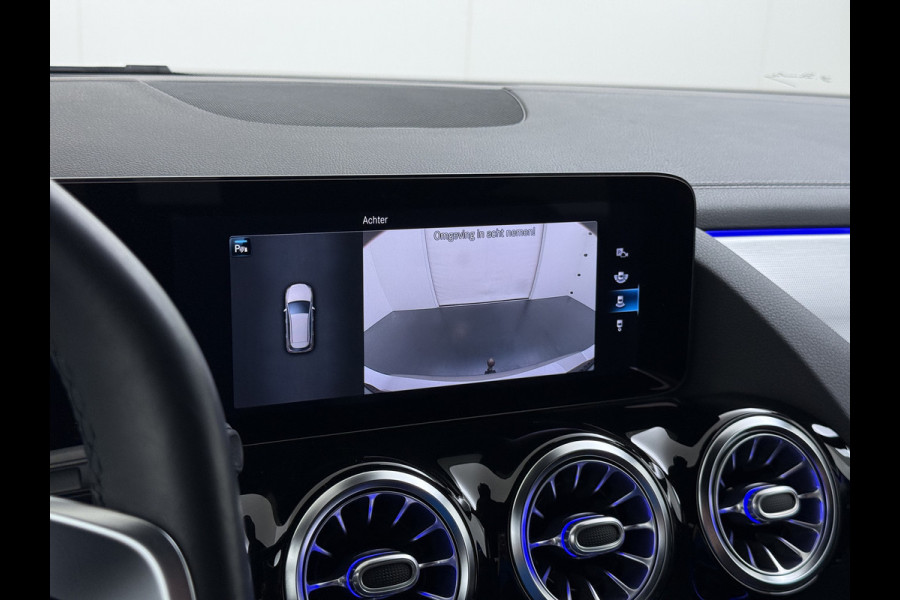 Mercedes-Benz B-Klasse 250e AMG // SoH 92,3% // Trekhaak // Carplay // Camera // Sfeerverlichting // Nightpakket // LED koplampen