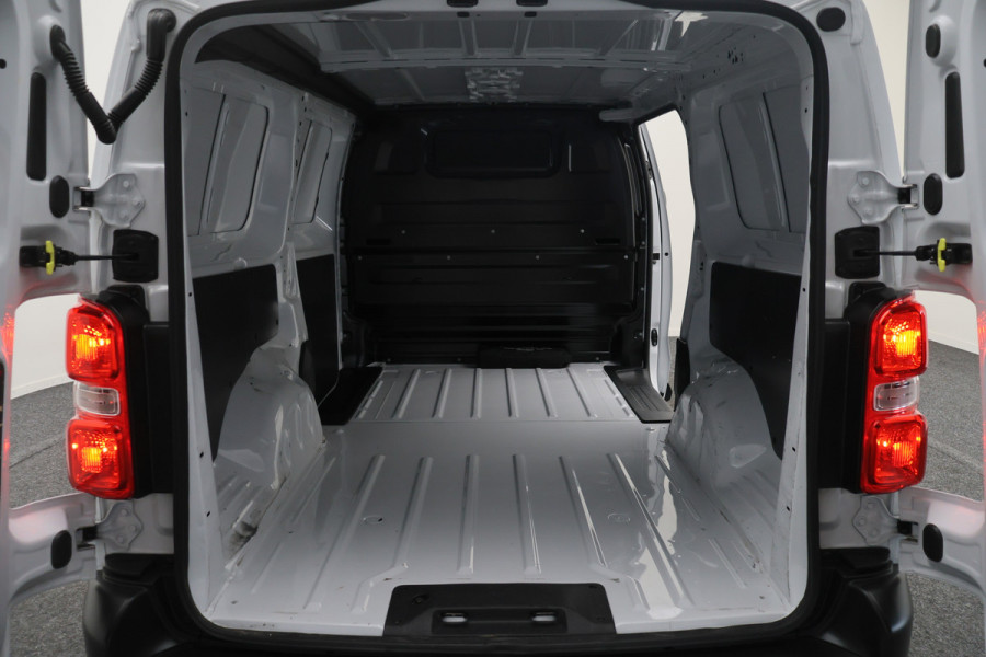 Peugeot Expert 2.0 BlueHDI 145 L3H1 Long Premium 3-zits, Apple Carplay, Cruise, Airco, PDC