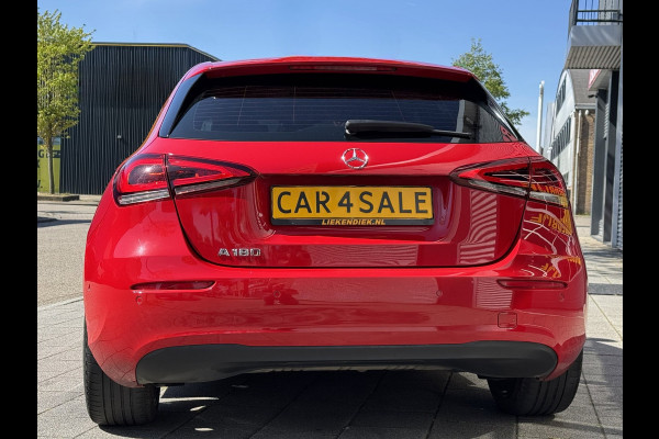 Mercedes-Benz A-Klasse 180 Design Plus- AUTOMAAT - Navigatie I Leer I Digital Dashboard I Sport interieur I Dealer onderhouden