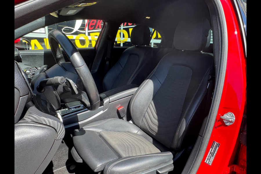 Mercedes-Benz A-Klasse 180 Design Plus- AUTOMAAT - Navigatie I Leer I Digital Dashboard I Sport interieur I Dealer onderhouden
