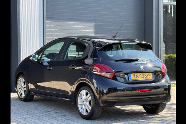 Peugeot 208 1.2 PureTech Signature / LAGE KM / NAP / CARPLAY