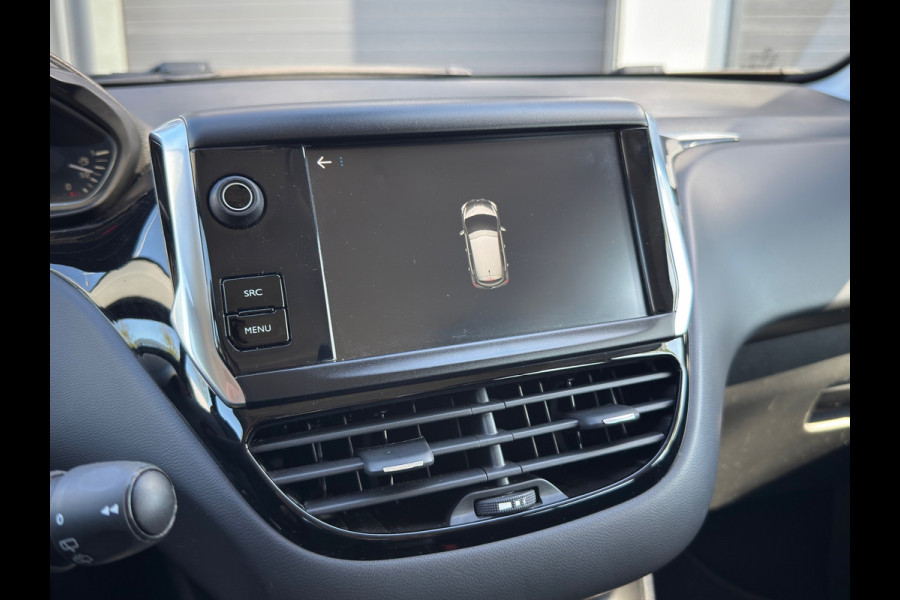 Peugeot 208 1.2 PureTech Signature / LAGE KM / NAP / CARPLAY