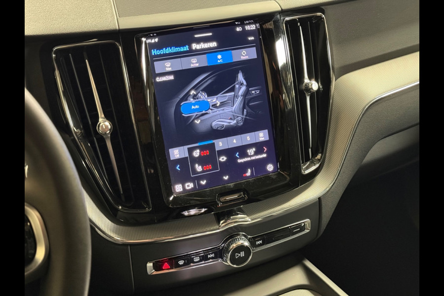 Volvo XC60 2.0 Recharge T6 AWD Inscription | Pano | Stuur/Stoelverwarming | Camera | Led | Trekhaak