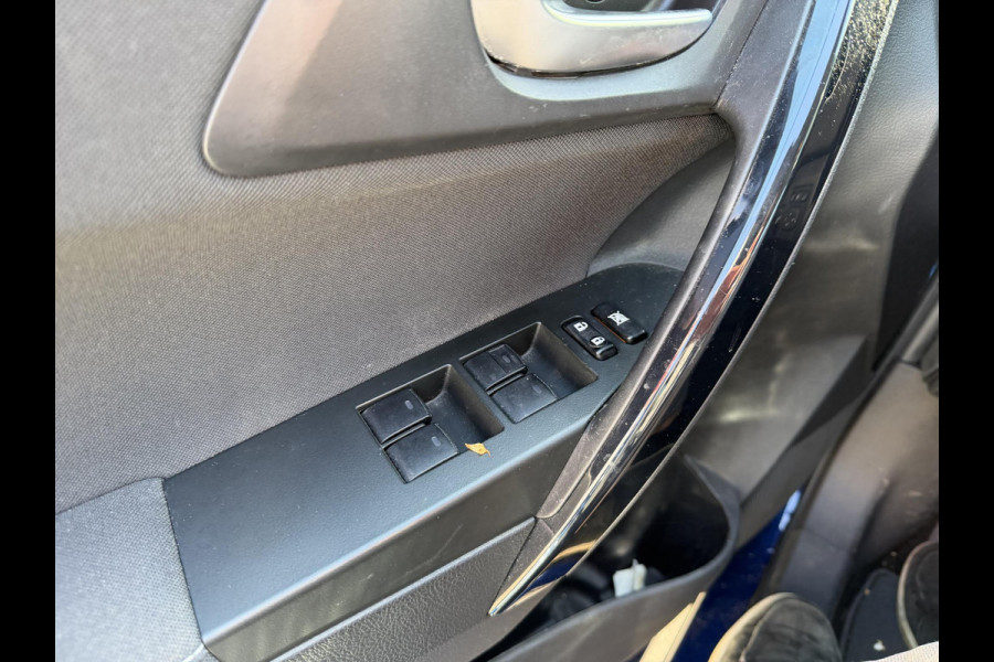 Toyota Auris 1.8 Hybrid Business Plus | Cruise control | Camera | Trekhaak |