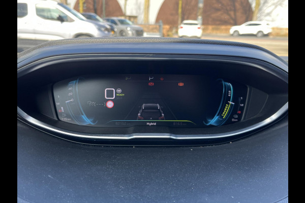 Peugeot 3008 1.6 HYbrid 225 GT Pack Business BLACK PACK | BOMVOL!! | ELKT. ACHTERKLEP | STOELVERWARMING | APPLECARPLAY | RIJKLAAR MET 12 MND BOVAG GARANTIE | ACHTERUITRIJ CAMERA | ADAP. CRUISE | DODE HOEK |