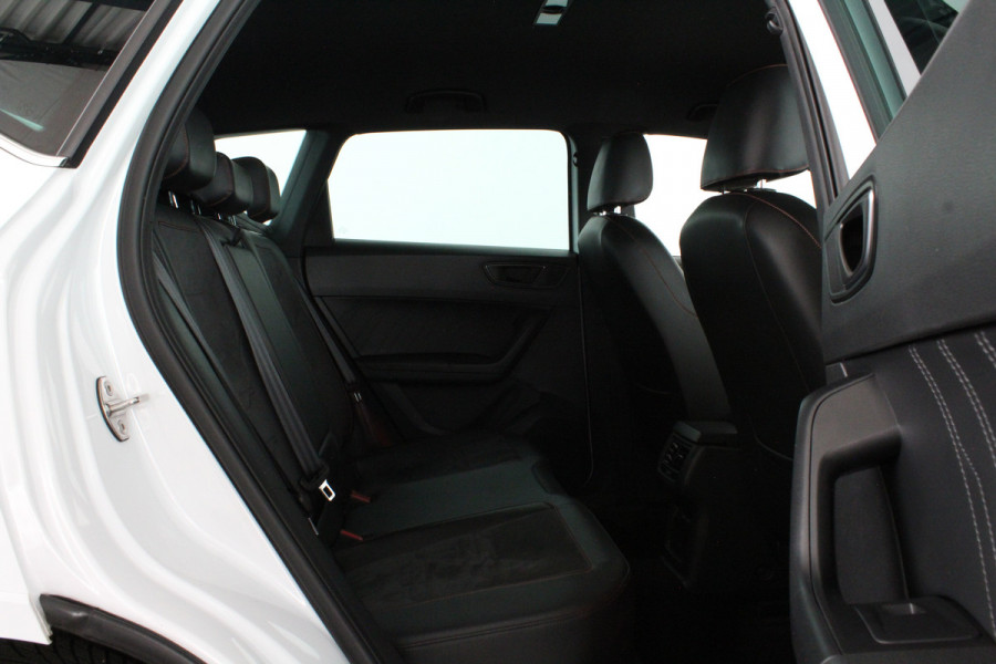 Seat Ateca 1.5 TSI FR Business Intense > Memory/Camera/Adapt.cruise/Nevada White....