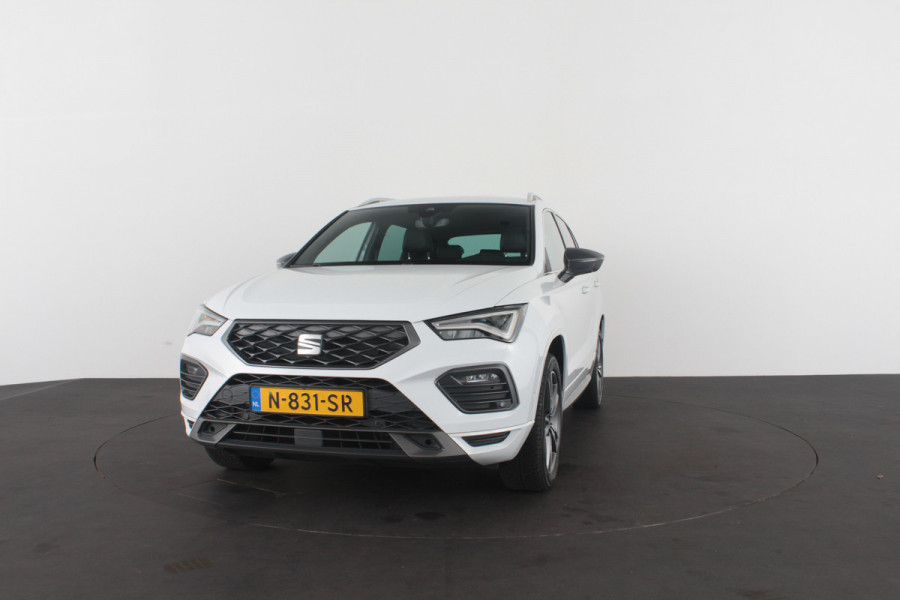 Seat Ateca 1.5 TSI FR Business Intense > Memory/Camera/Adapt.cruise/Nevada White....
