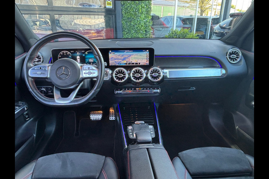 Mercedes-Benz Glb 180 d Premium | AMG-Line | Camera | Carplay