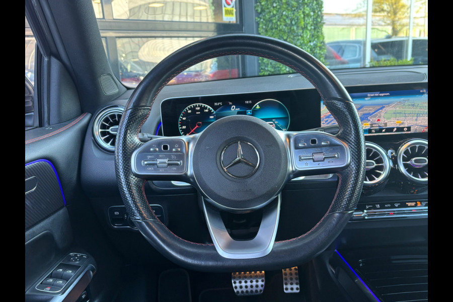 Mercedes-Benz Glb 180 d Premium | AMG-Line | Camera | Carplay