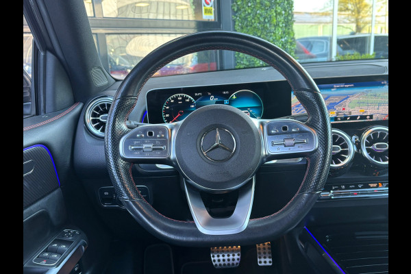 Mercedes-Benz Glb 180 d Premium | AMG-Line | Camera | Carplay