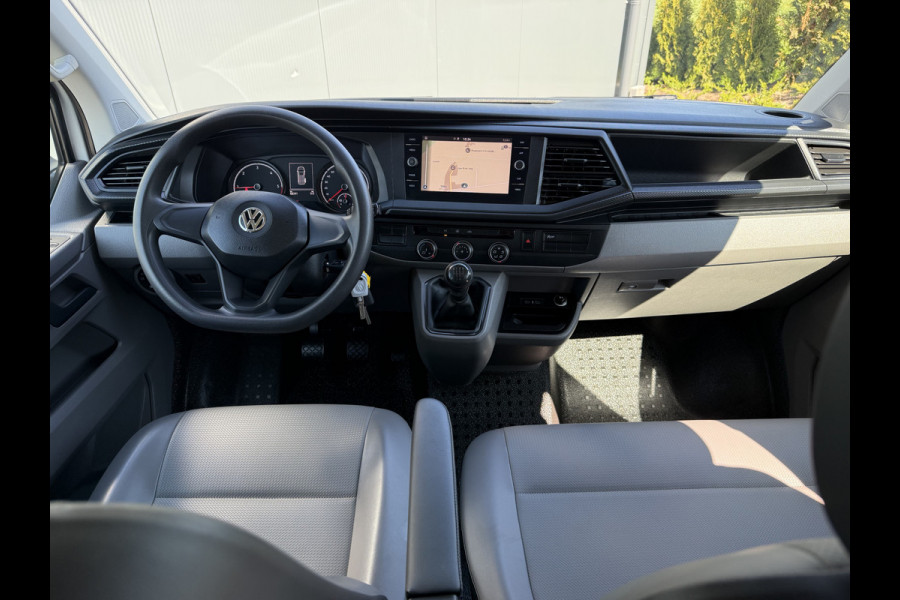Volkswagen Transporter 2.0 TDI / L2H1 / 6-PERS DUBBELE CABINE / ZEER NETJES / ACHTERKLEP / INRICHTING / CRUISE
