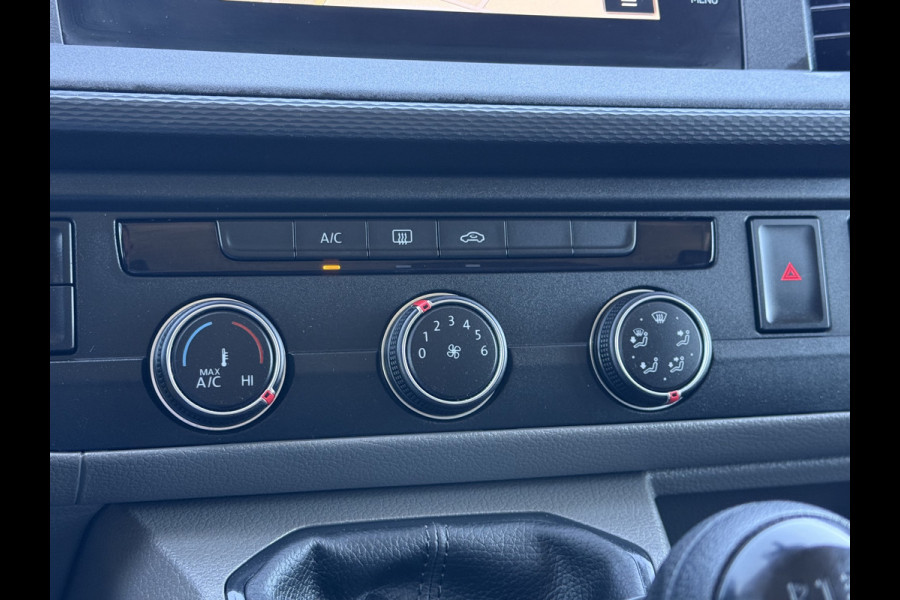Volkswagen Transporter 2.0 TDI / L2H1 / 6-PERS DUBBELE CABINE / ZEER NETJES / ACHTERKLEP / INRICHTING / CRUISE