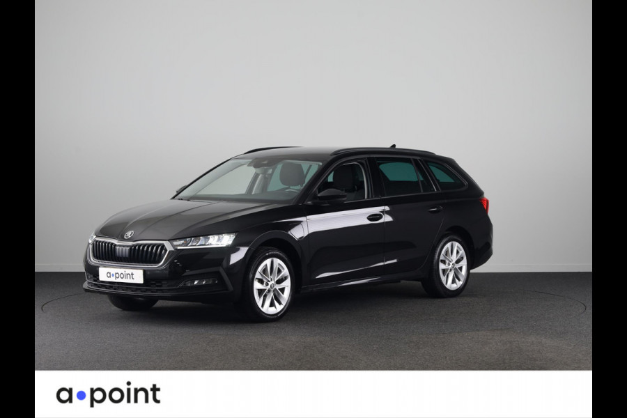 Škoda Octavia Combi 1.4 TSI iV PHEV Business Edition 204 pk Automaat (DSG) | Verlengde garantie | Navigatie | Trekhaak (wegklapbaar) | Parkeersensoren | Adaptieve cruise control | Stoelverwarming |