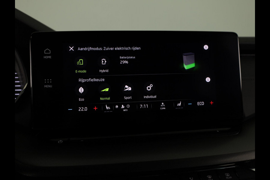 Škoda Octavia Combi 1.4 TSI iV PHEV Business Edition 204 pk Automaat (DSG) | Verlengde garantie | Navigatie | Trekhaak (wegklapbaar) | Parkeersensoren | Adaptieve cruise control | Stoelverwarming |