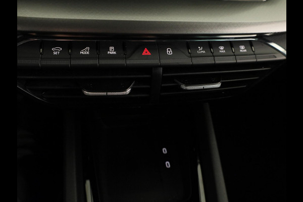 Škoda Octavia Combi 1.4 TSI iV PHEV Business Edition 204 pk Automaat (DSG) | Verlengde garantie | Navigatie | Trekhaak (wegklapbaar) | Parkeersensoren | Adaptieve cruise control | Stoelverwarming |