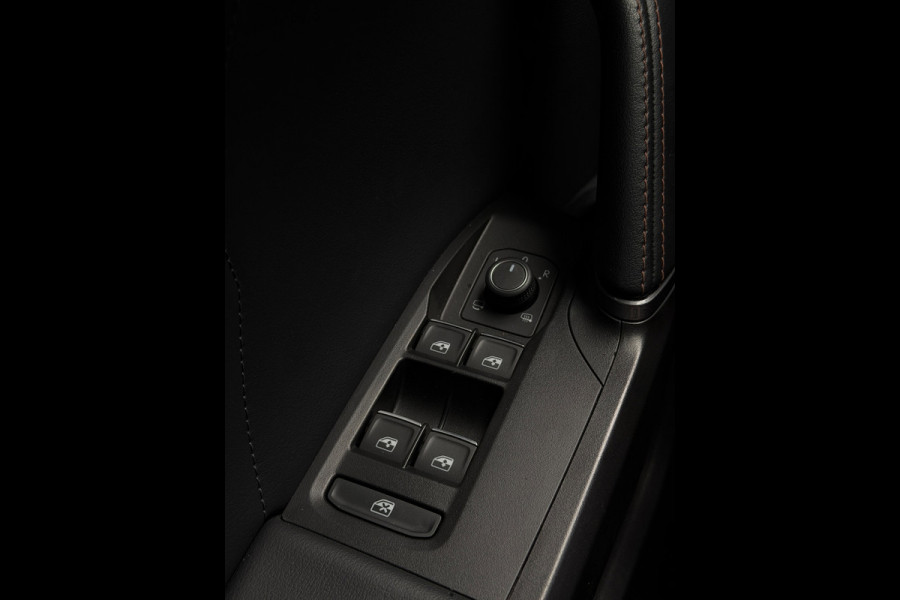CUPRA Formentor 1.4 e-Hybrid VZ 245pk Performance CarPlay Camera