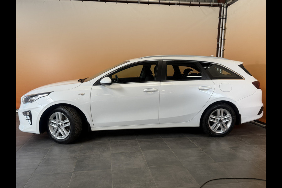Kia Ceed Sportswagon 1.5 T-GDi MHEV DynamicLine carplay navi | cruise control | camera