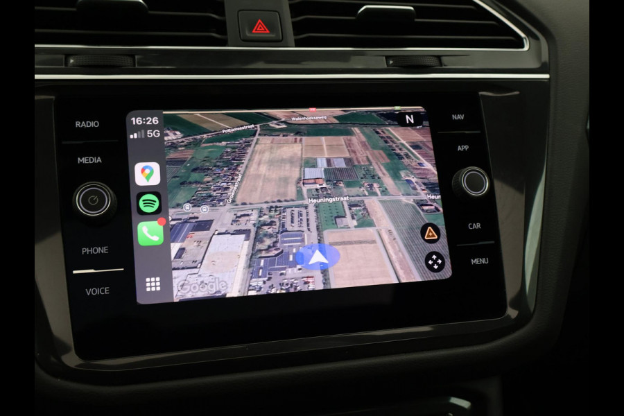 Volkswagen Tiguan Allspace 1.5 TSI DSG R-LINE INTERIEUR + EXTERIEUR | TREKHAAK | PANORAMA | VIRTUAL | DYNAUDIO | ACC