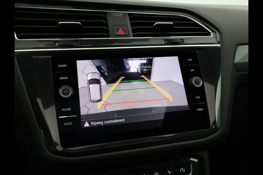 Volkswagen Tiguan Allspace 1.5 TSI DSG R-LINE INTERIEUR + EXTERIEUR | TREKHAAK | PANORAMA | VIRTUAL | DYNAUDIO | ACC
