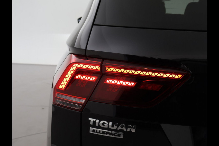 Volkswagen Tiguan Allspace 1.5 TSI DSG R-LINE INTERIEUR + EXTERIEUR | TREKHAAK | PANORAMA | VIRTUAL | DYNAUDIO | ACC