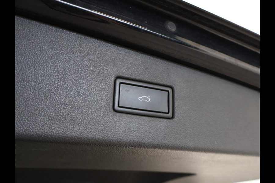 Volkswagen Tiguan Allspace 1.5 TSI DSG R-LINE INTERIEUR + EXTERIEUR | TREKHAAK | PANORAMA | VIRTUAL | DYNAUDIO | ACC