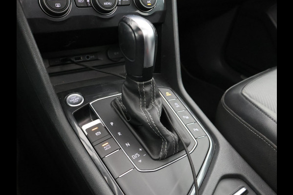 Volkswagen Tiguan Allspace 1.5 TSI DSG R-LINE INTERIEUR + EXTERIEUR | TREKHAAK | PANORAMA | VIRTUAL | DYNAUDIO | ACC