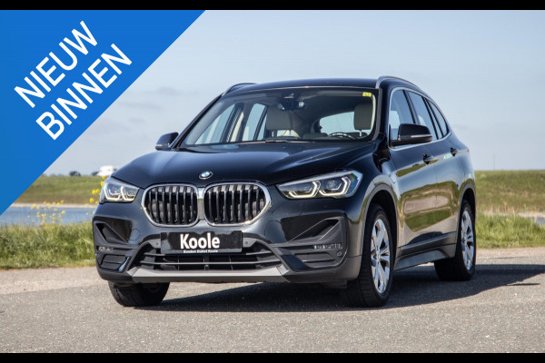 BMW X1 xDrive25e Executive BEIGE LEER / CAMERA / CARPLAY / HEAD UP DISPLAY / LED / CRUISE CONTROLE / STOELVERWARMING