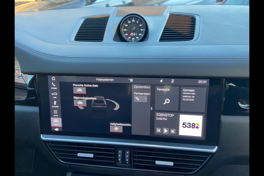 Porsche Cayenne 3.0 AUT8/PANO/CHRONO/TREKHAAK/BOSE/DEALERAUTO