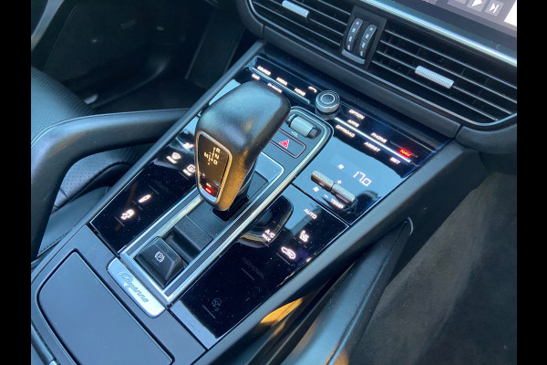 Porsche Cayenne 3.0 AUT8/PANO/CHRONO/TREKHAAK/BOSE/DEALERAUTO