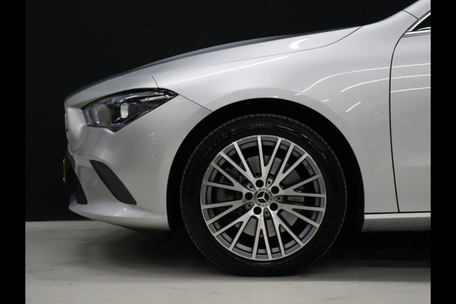 Mercedes-Benz CLA-Klasse 250 e Luxury Line [SCHUIFKANTELDAK, APPLE CARPLAY, ANDROID, VOL LEDER, STOELVERWARMING, CAMERA, PDC 360, CRUISE, CLIMATE, NIEUWSTAAT]