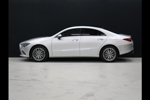 Mercedes-Benz CLA-Klasse 250 e Luxury Line [SCHUIFKANTELDAK, APPLE CARPLAY, ANDROID, VOL LEDER, STOELVERWARMING, CAMERA, PDC 360, CRUISE, CLIMATE, NIEUWSTAAT]